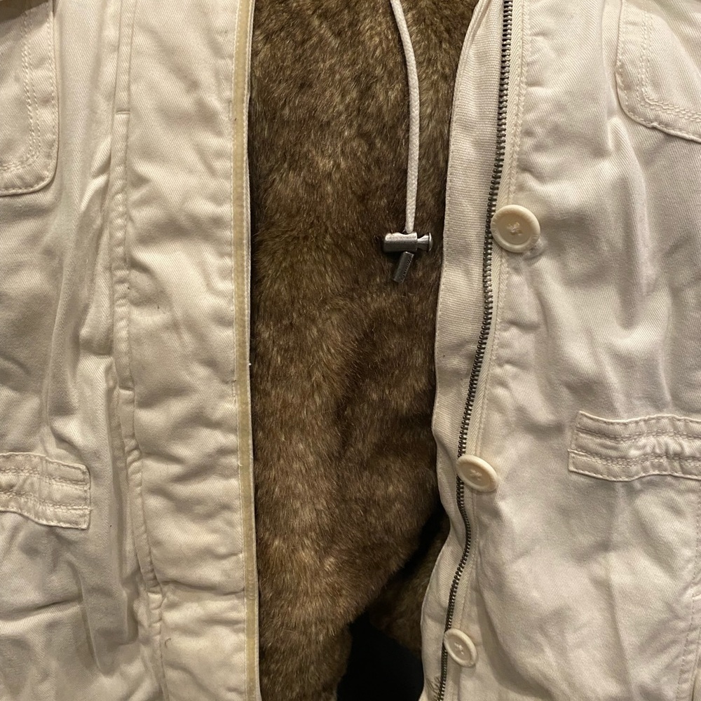 Off white Abercrombie & Fitch Coat